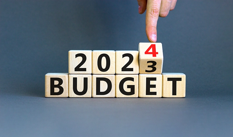 Comment calculer le budget d'un événement d'entreprise ? — Zeevents Productions
