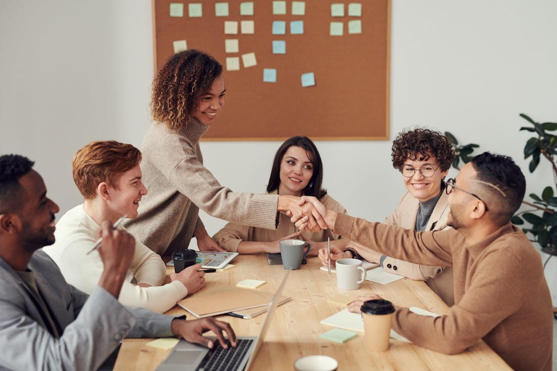 Team building culturel pour la cohésion d'équipe à Lille — Zeevents Productions